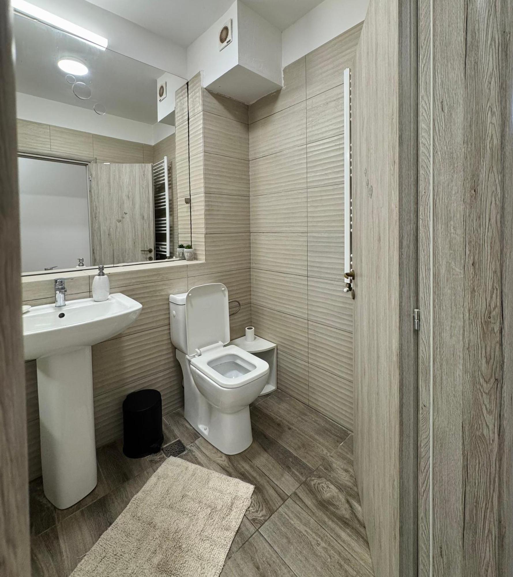 Apartment Solar D3, Private Parking, One Bedroom Bucharest Luaran gambar